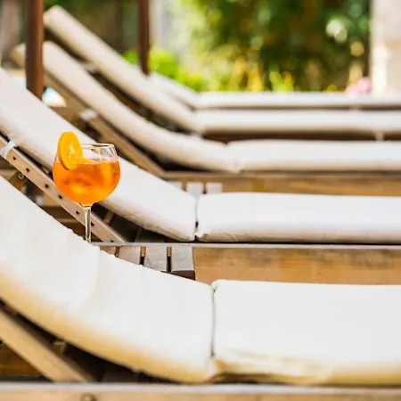 度假村 The Cliff 4*