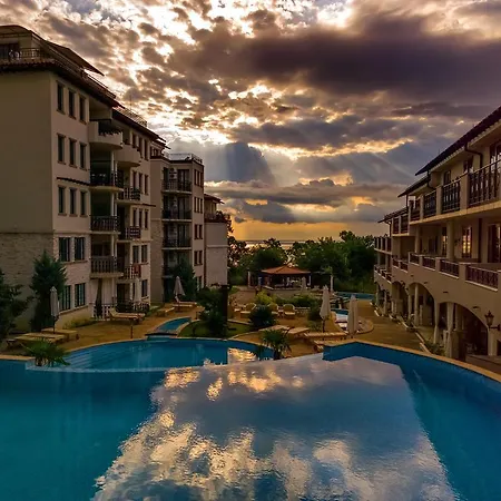 Resort The Cliff