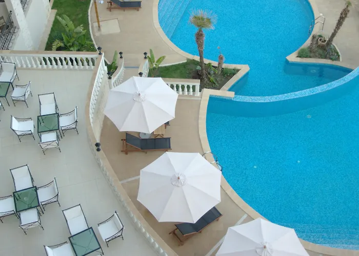 The Cliff Feriested 4*